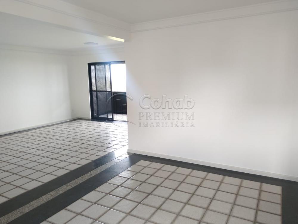 Alugar Apartamento / Padrão em Aracaju R$ 1.600,00 - Foto 6