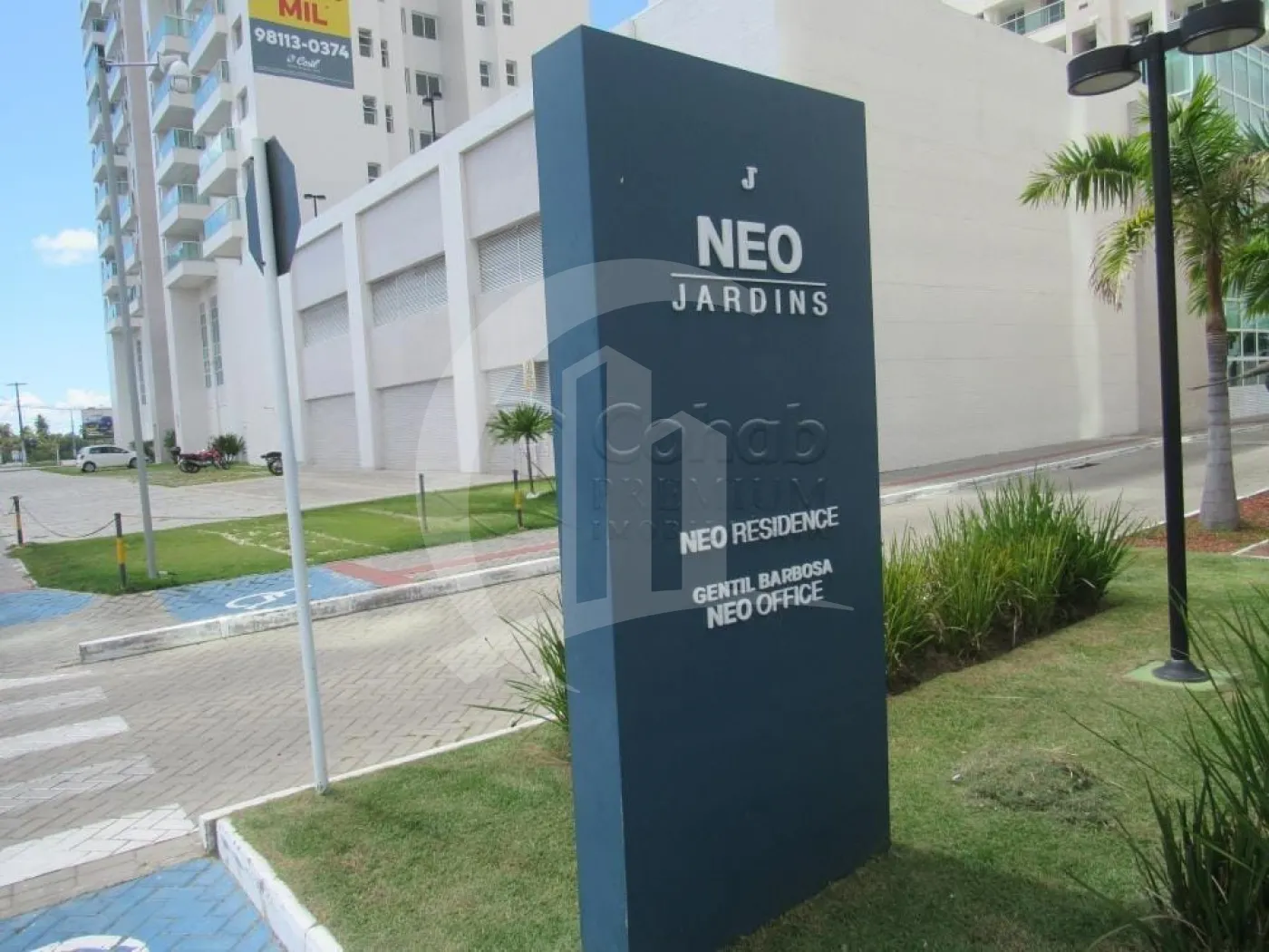 Alugar Apartamento / Padrão em Aracaju R$ 2.000,00 - Foto 1