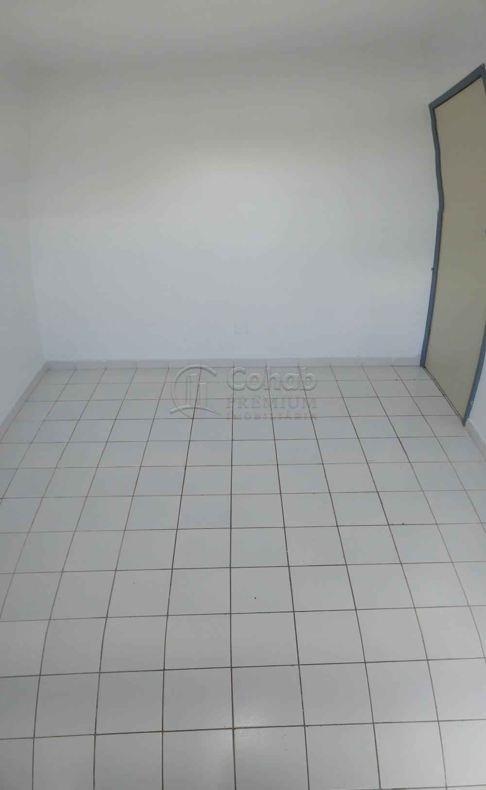 Alugar Apartamento / Padrão em Aracaju R$ 600,00 - Foto 6