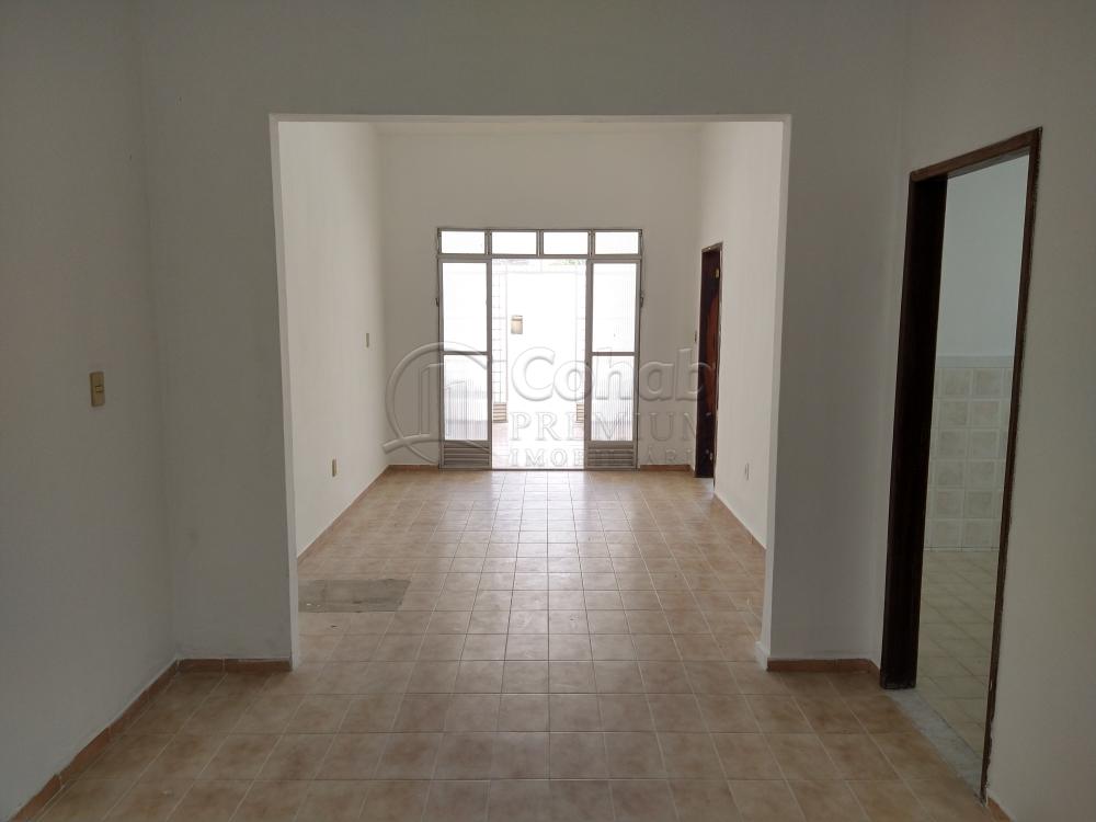 Alugar Casa / Padrão em Aracaju R$ 1.500,00 - Foto 4