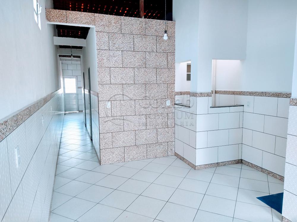 Alugar Apartamento / Residencial Apartamento em Aracaju R$ 650,00 - Foto 2