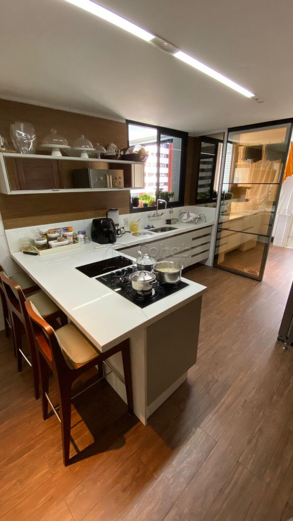 Comprar Apartamento / Padrão em Aracaju R$ 1.800.000,00 - Foto 9