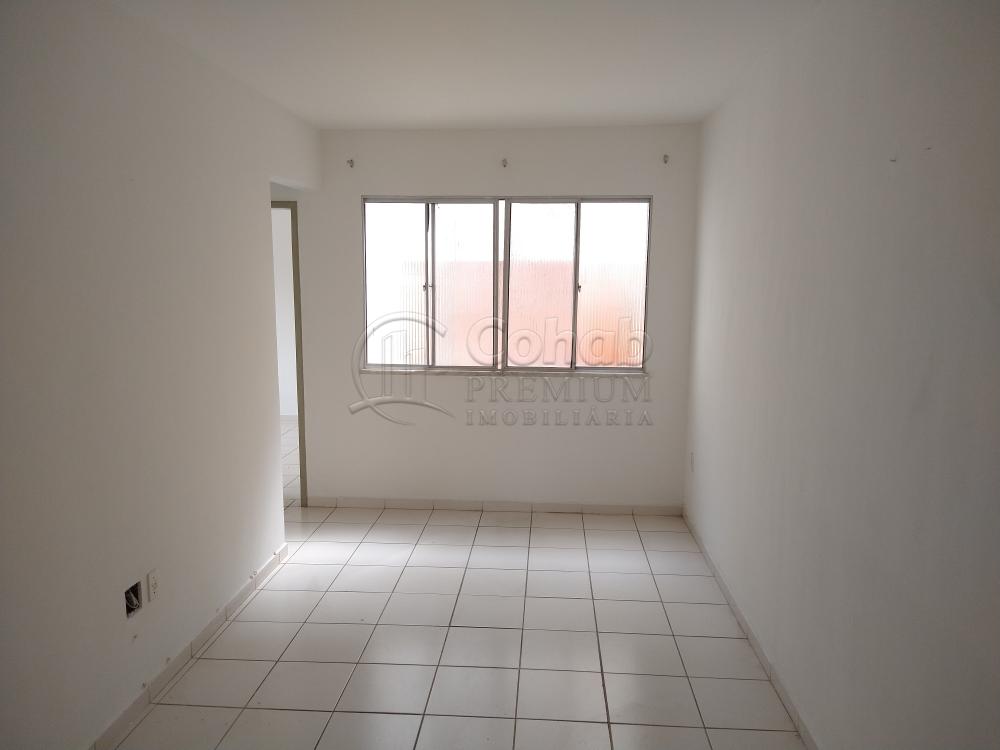 Alugar Apartamento / Padrão em Aracaju R$ 870,00 - Foto 2
