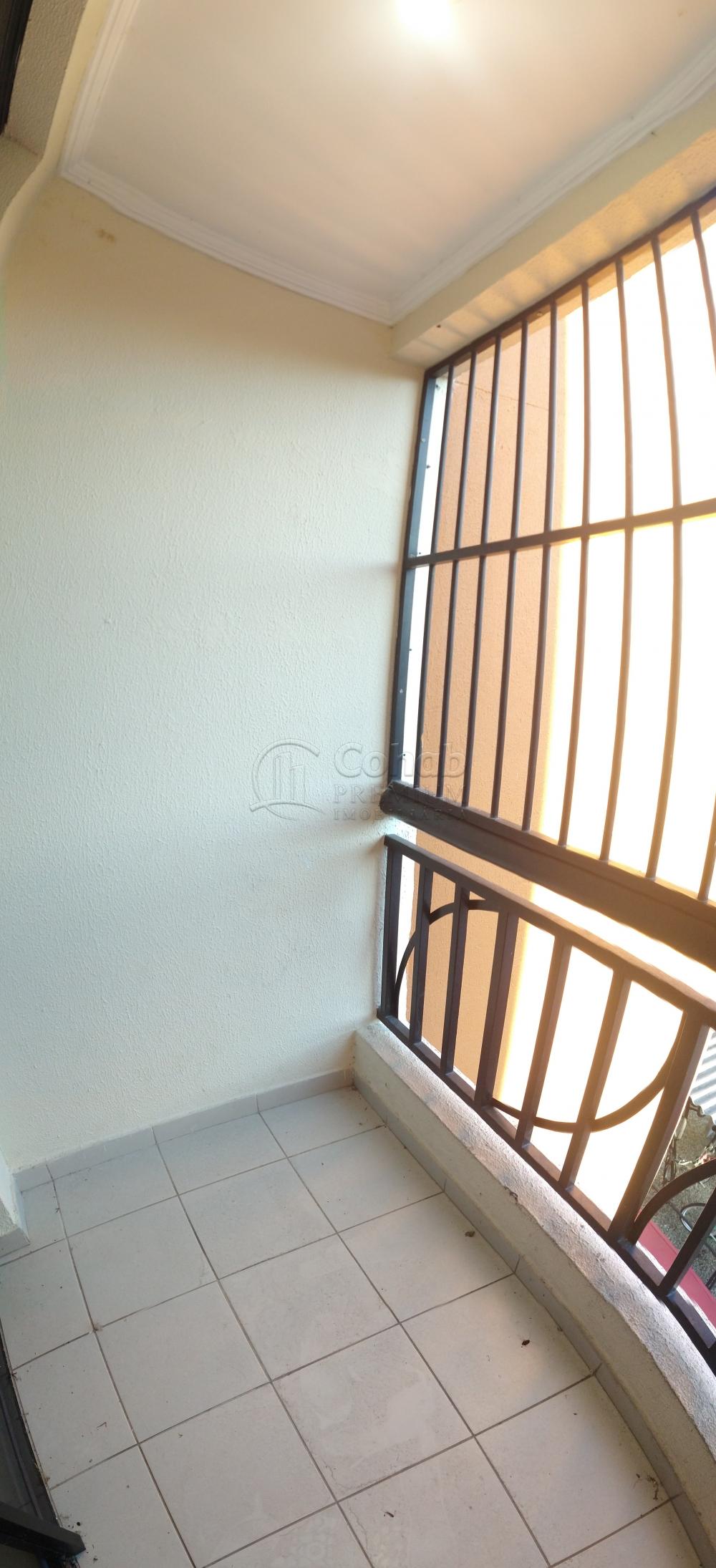 Alugar Apartamento / Padrão em Aracaju R$ 1.100,00 - Foto 4
