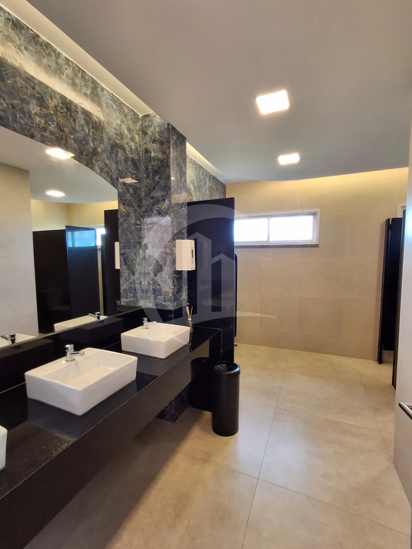 Alugar Comercial / Ponto Comercial em Barra dos Coqueiros R$ 15.000,00 - Foto 10