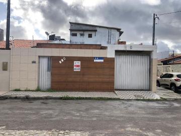 Alugar Casa / Padrão em Aracaju. apenas R$ 300.000,00