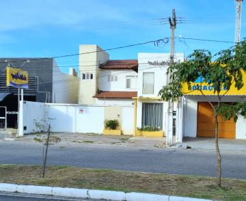 Casa com Ponto Comercial na Coroa do Meio