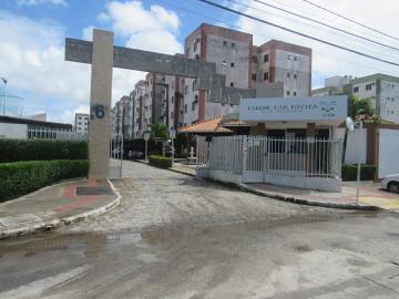 Alugar Apartamento / Padrão em Aracaju. apenas R$ 1.390,00