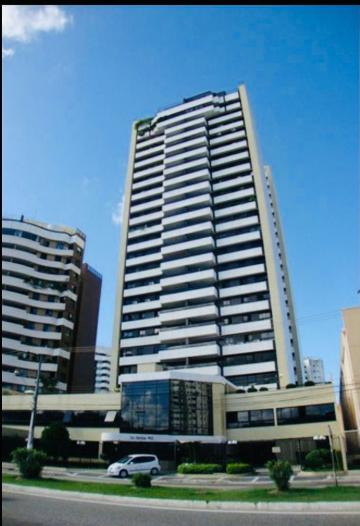 Alugar Apartamento / Padrão em Aracaju. apenas R$ 630.000,00