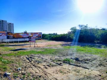 Alugue Terreno na Farolândia, em frente ao Parque dos Cajueiros.