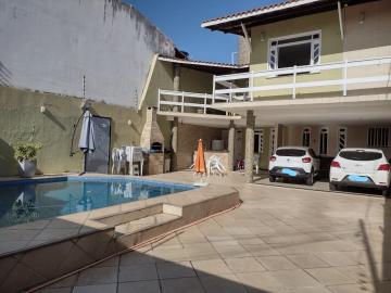 Alugar Casa / Padrão em Aracaju. apenas R$ 900.000,00