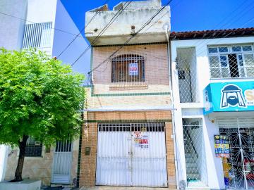 Alugar Casa / Padrão em Aracaju. apenas R$ 1.200,00