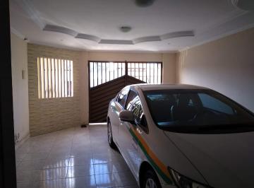 CASA  COM 3/4, SUITE, SOMBRA, PRÓXIMA A AV. OSVALDO ARANHA