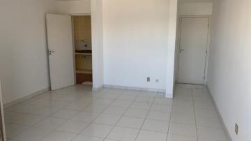 Alugar Apartamento / Padrão em Aracaju. apenas R$ 300.000,00