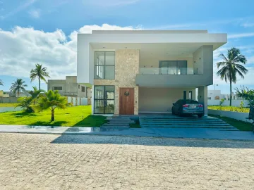 Casa Linda e Recém construída no Cond. Thai na Barra dos Coqueiros