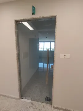 Sala para consultório médico no Jardim Europa Medical center, o mais novo centro médico no bairro Jardins.