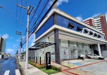 Loja Comercial no Bairro Atalaia Pé direito duplo- Passível de expansão.