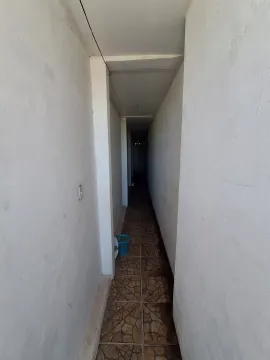 Ótimo ponto comercial no Bairro Novo Paraiso, ideal para seu negócio.