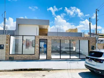 Alugar Casa / Padrão em Aracaju. apenas R$ 840.000,00