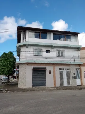 EXCELENTE CASA COMERCIAL E RESIDENCIAL À VENDANA RUA ALAGOAS