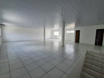 Sala comercial em ótima localização no bairro Ponto Novo.