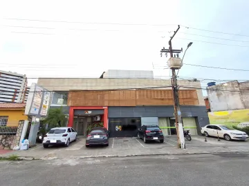 Sala comercial em ótima localização no bairro São José.