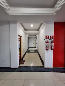 Sala comercial em ótima localização na Av. Gonçalo Prado Rolemberg, bairro São José.