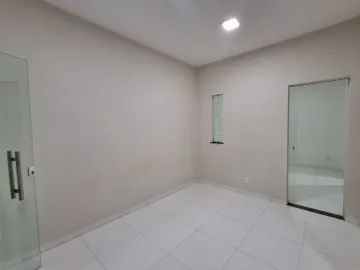 Apartamento no bairro Coroa do Meio com Água, Energia e IPTU inclusos no aluguel.
