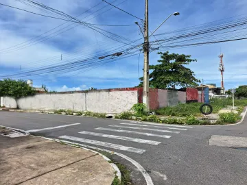 Terreno em localização estratégica para seu negócio no bairro Coroa do Meio.