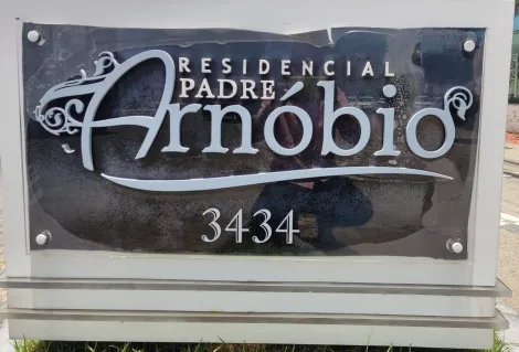 Apartamento à venda no condomínio Padre Arnóbio, Aracaju/SE