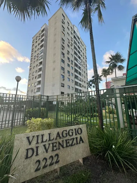Apartamento à Venda no Condomínio Villaggio di Venezia