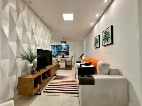 Apartamento no Condomínio Francisco Antonio de Jesus, Coroa do Meio