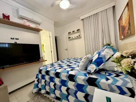 Apartamento no Condomínio Francisco Antonio de Jesus, Coroa do Meio