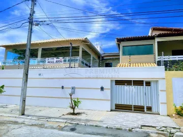 Alugar Casa / Padrão em Aracaju. apenas R$ 3.200,00