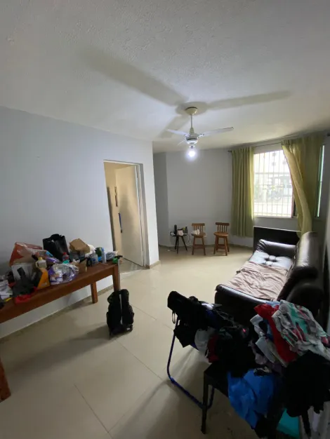 Alugar Apartamento / Padrão em Aracaju. apenas R$ 210.000,00