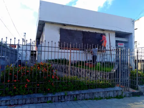 Casa à venda no Centro de Aracaju, Av. Barão de Maruim