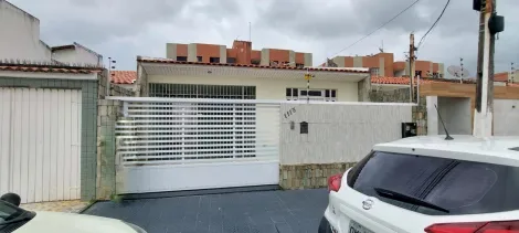 Alugar Casa / Padrão em Aracaju. apenas R$ 500.000,00