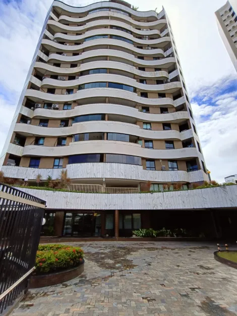 Aracaju Jardins Apartamento Venda R$600.000,00 Condominio R$1.000,00 4 Dormitorios 2 Vagas Area construida 136.00m2
