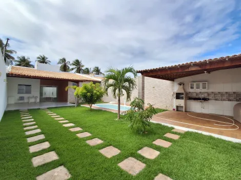 Casa com piscina em ótima localização no bairro Mosqueiro.