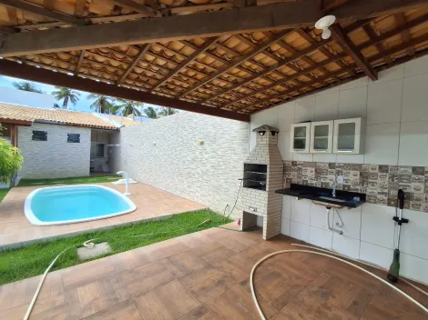 Casa com piscina em ótima localização no bairro Mosqueiro.