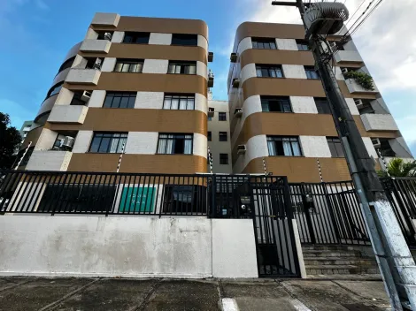 Alugar Apartamento / Padrão em Aracaju. apenas R$ 400.000,00