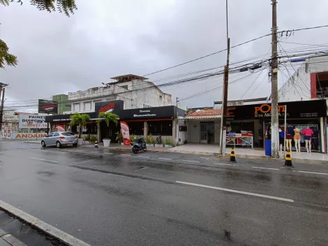 imagem 3 - Casa com três quartos, excelente para ponto comercial, na avenida principal do Augusto Franco. imagem 3 - Casa com três quartos, excelente para ponto comercial, na avenida principal do Augusto Franco.